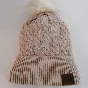 Alepo oatmeal Womens Winter Beanie Hat